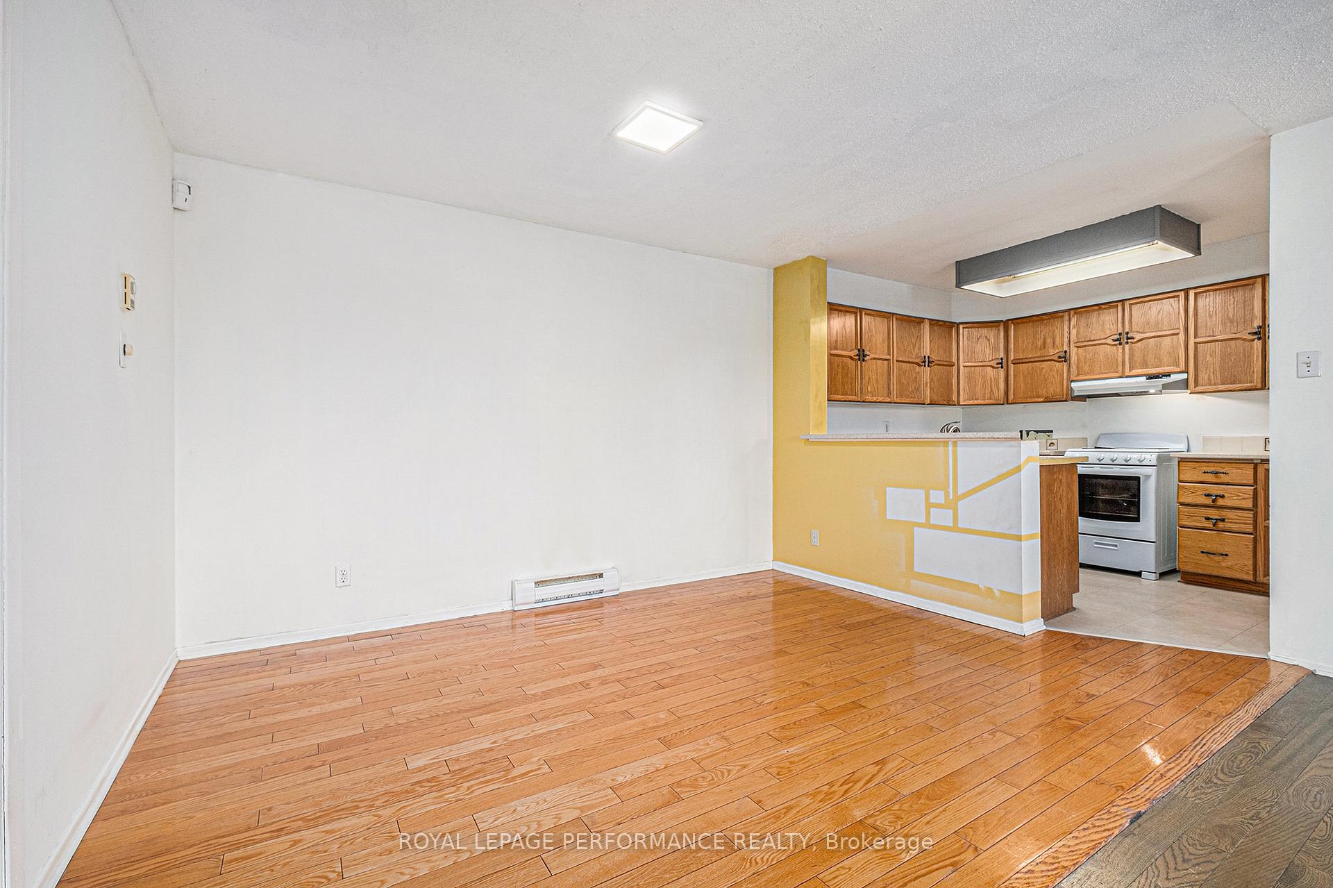 Photo 9 of Unit 205, 535 Canteval Terrace, Ottawa, Fallingbrook/Pineridge — HOMEH