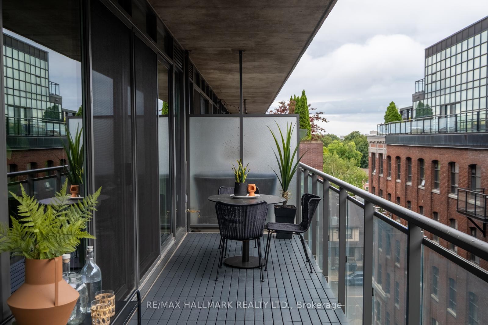 Photo 14 of Unit 607, 90 Broadview Avenue, Toronto, South Riverdale — HOMEH