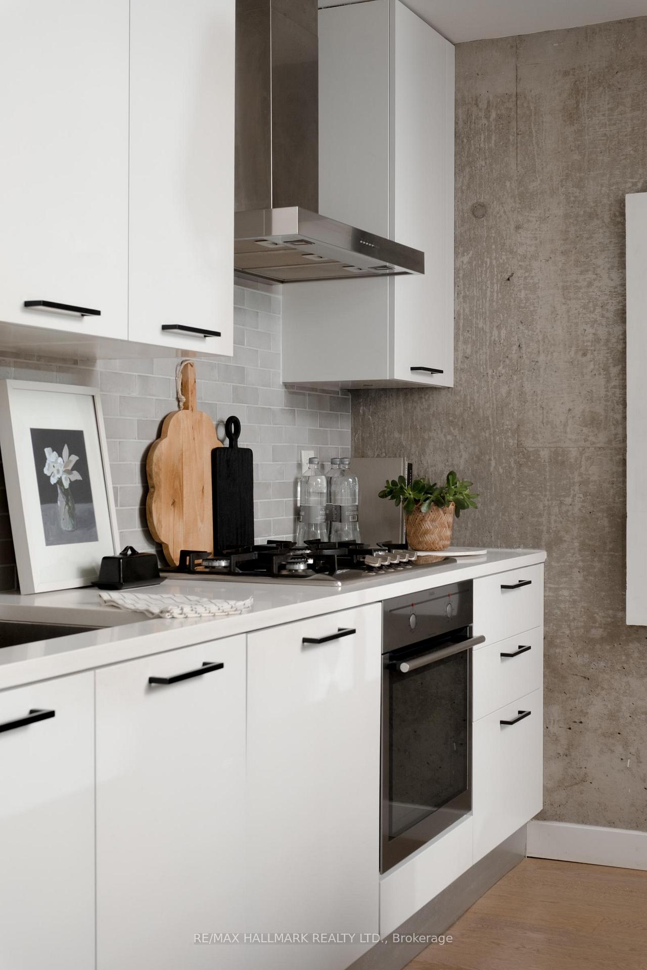 Photo 26 of Unit 607, 90 Broadview Avenue, Toronto, South Riverdale — HOMEH