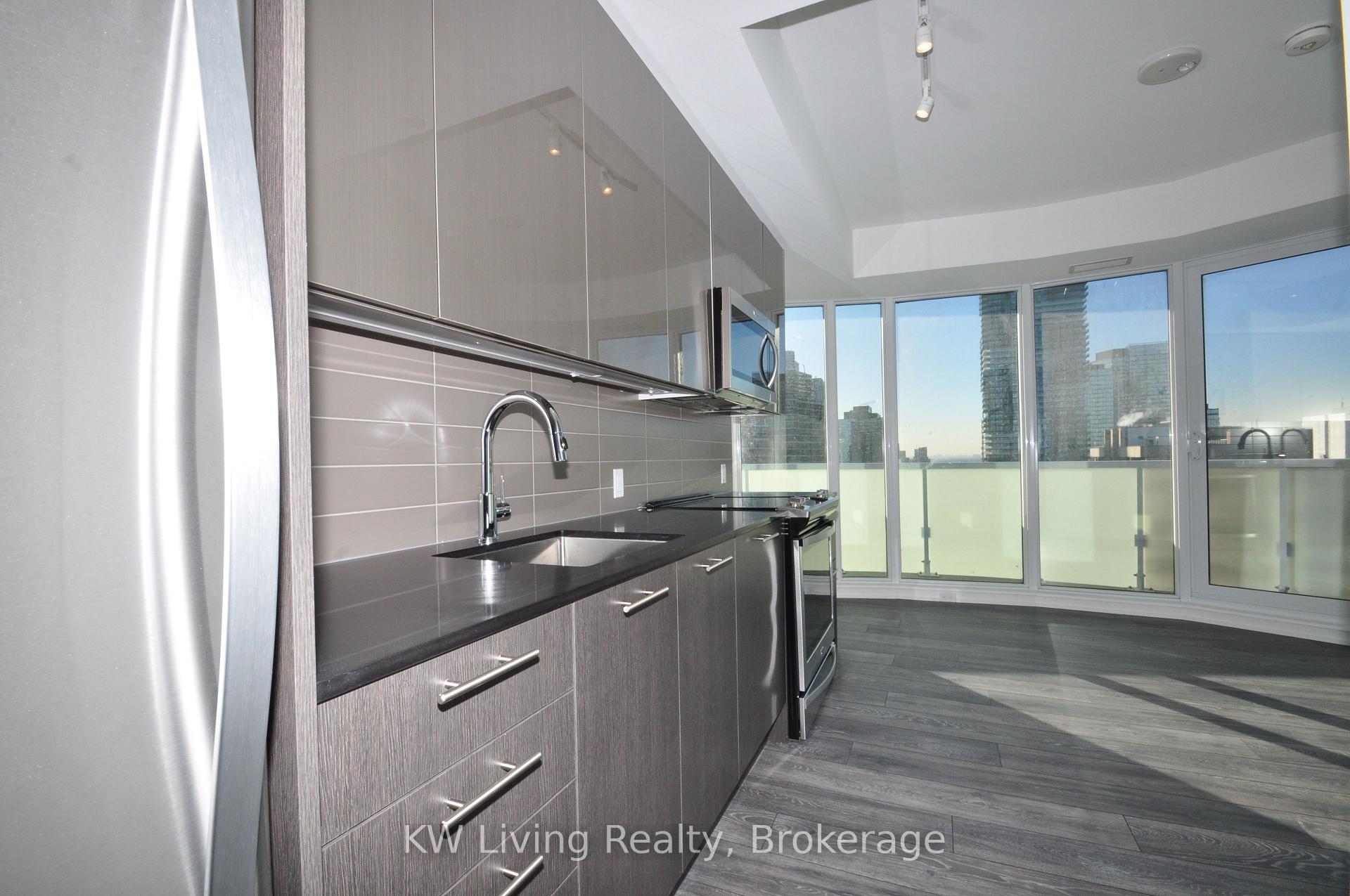 Photo 7 of Unit 2105, 403 Church Street, Toronto, Church-Yonge Corridor — HOMEH