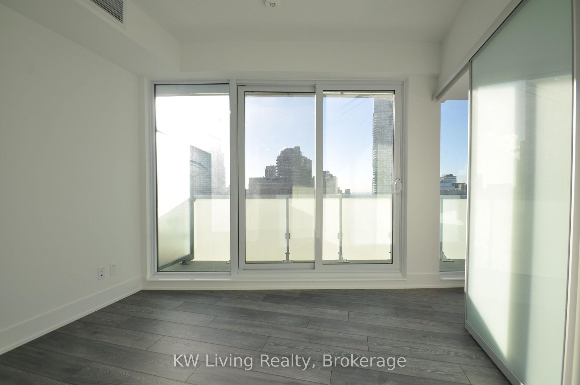 Photo 13 of Unit 2105, 403 Church Street, Toronto, Church-Yonge Corridor — HOMEH