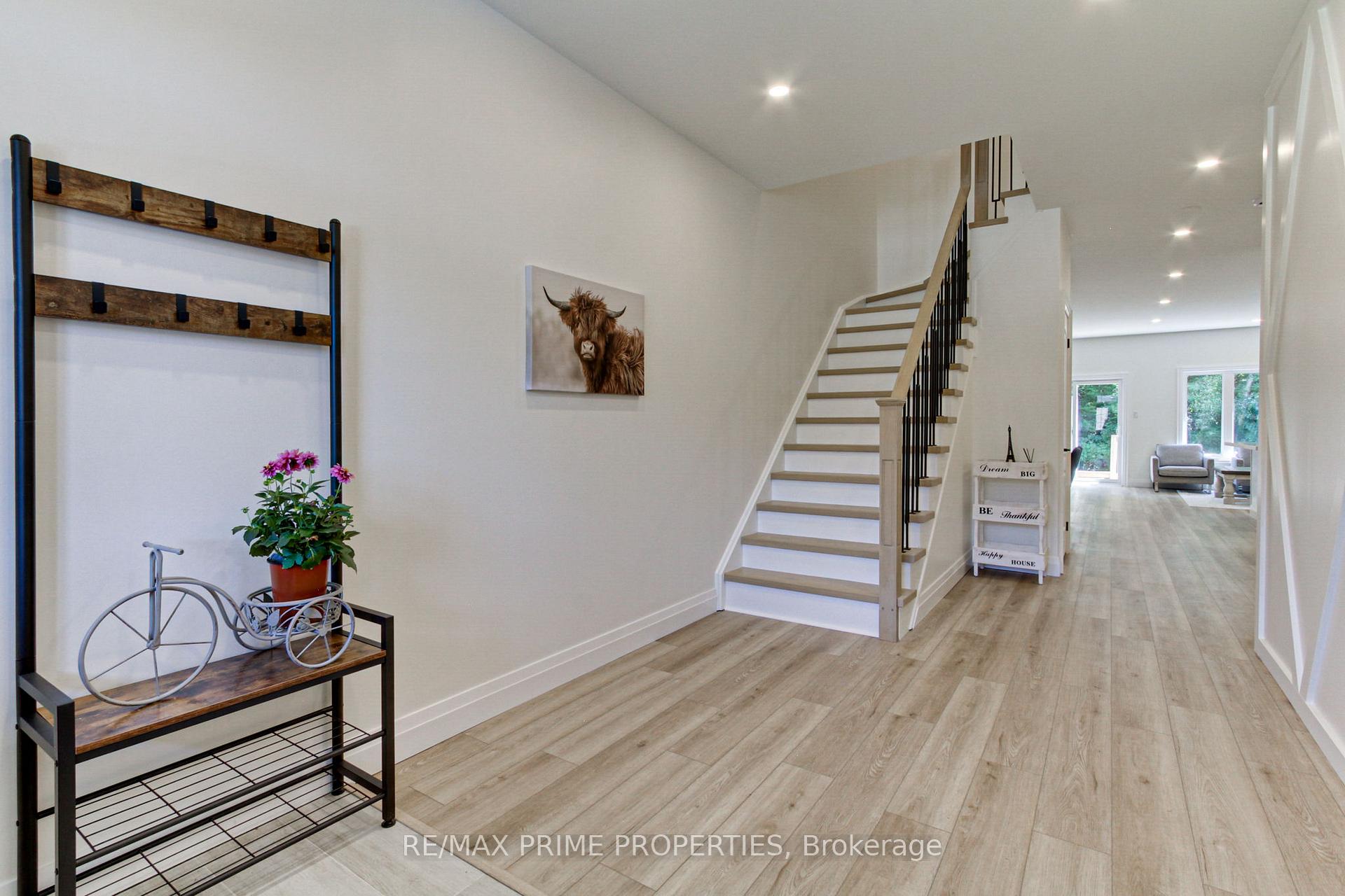 Photo 4 of 39 Scotia Road, Georgina, Sutton & Jackson's Point — HOMEH