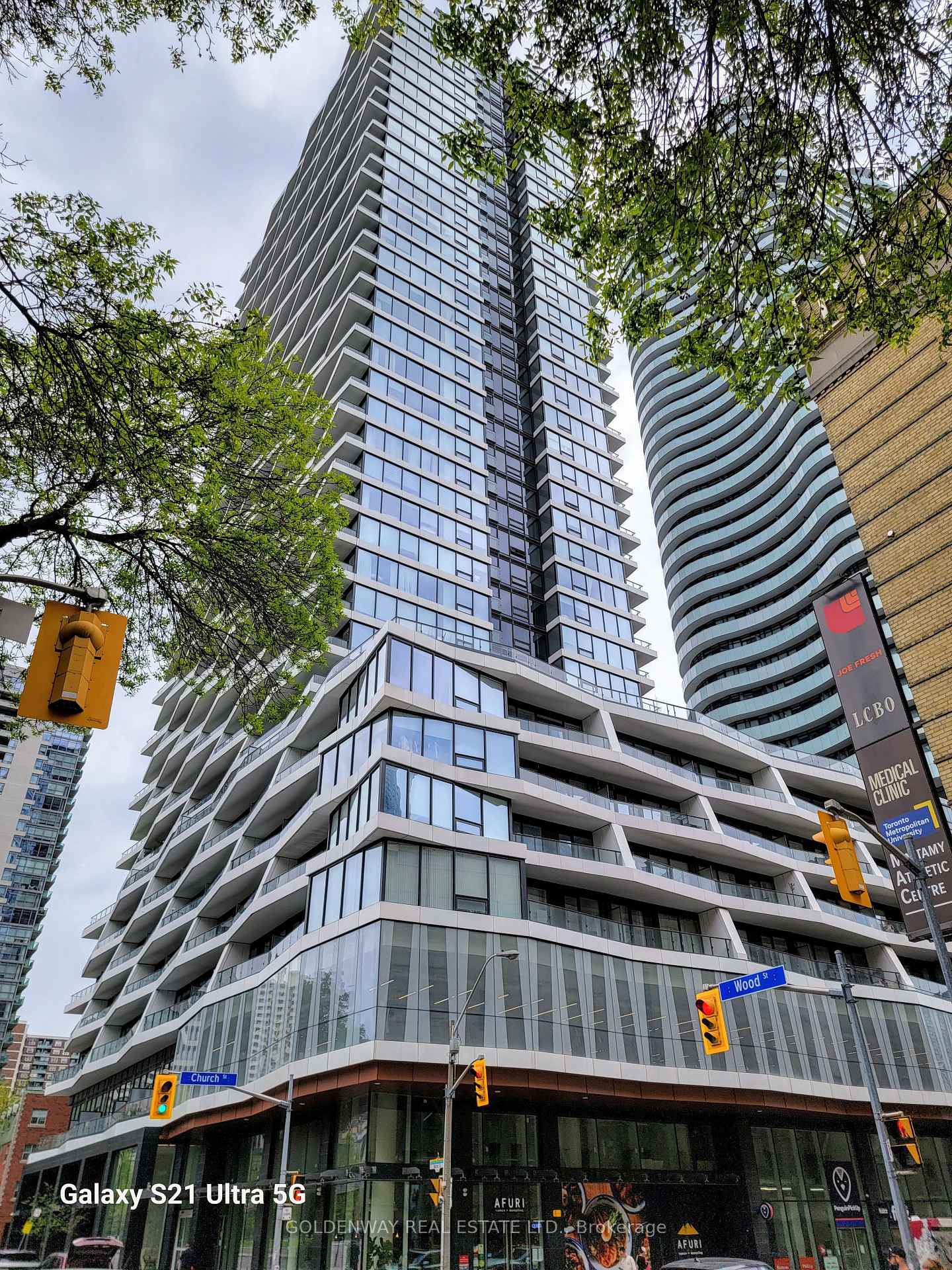 Front of Unit 4107, 85 Wood Street