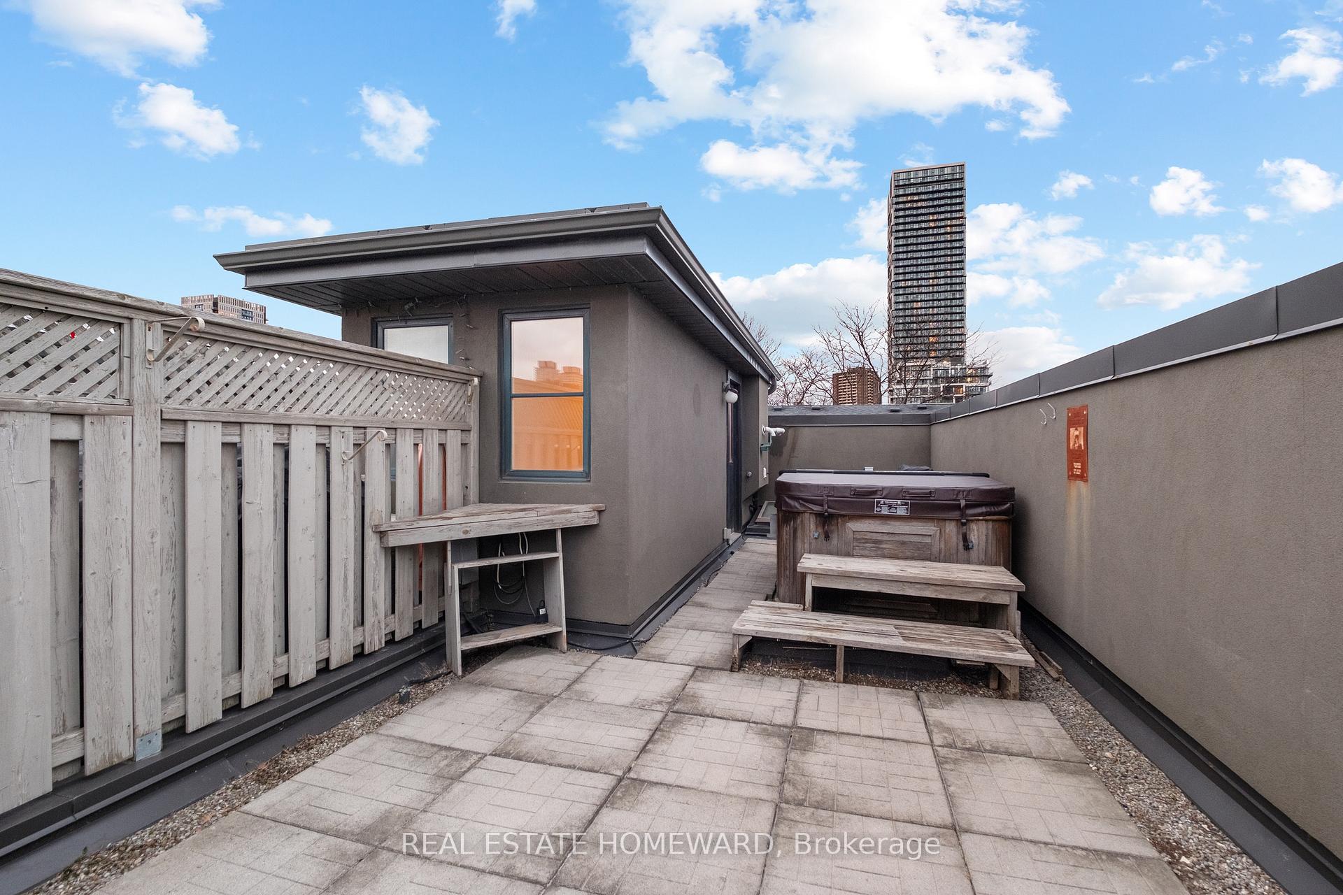 Photo 29 of 27 Old Brewery Lane, Toronto, Regent Park — HOMEH
