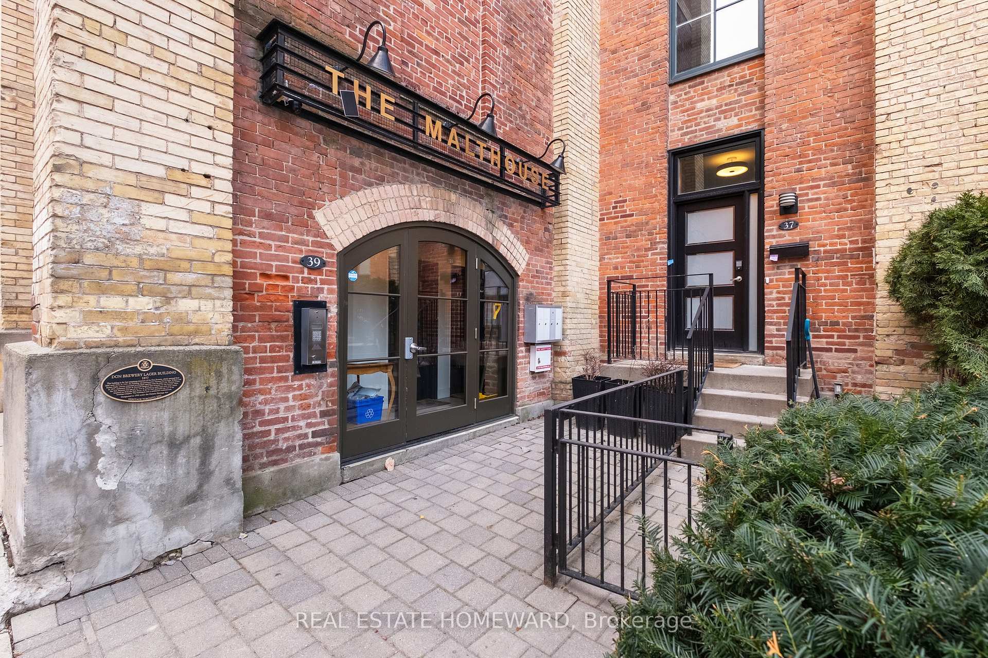 Photo 31 of 27 Old Brewery Lane, Toronto, Regent Park — HOMEH