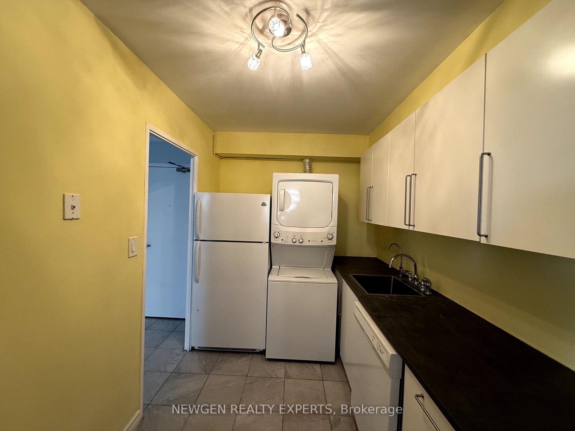 Photo 7 of Unit 302, 5 Massey Square, Toronto, Crescent Town — HOMEH