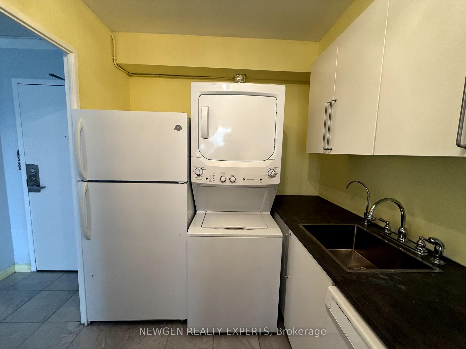 Photo 9 of Unit 302, 5 Massey Square, Toronto, Crescent Town — HOMEH