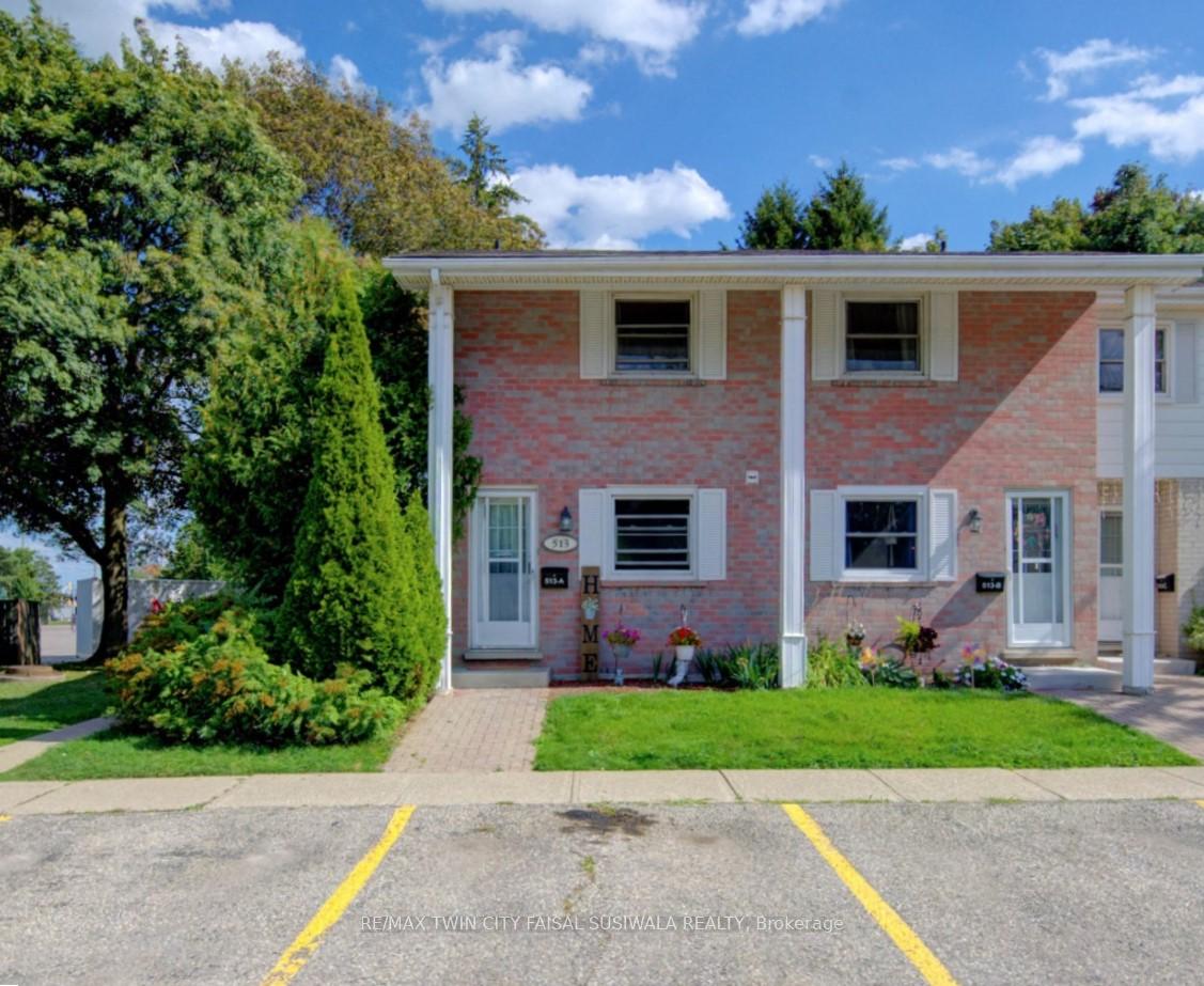 Front of Unit A, 513 Weber Street