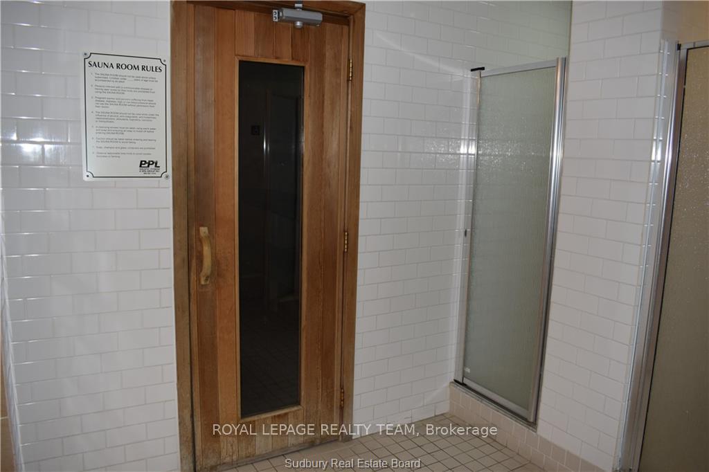 Photo 15 of Unit 1510, 15 Vicora Linkway, Toronto, Flemingdon Park — HOMEH