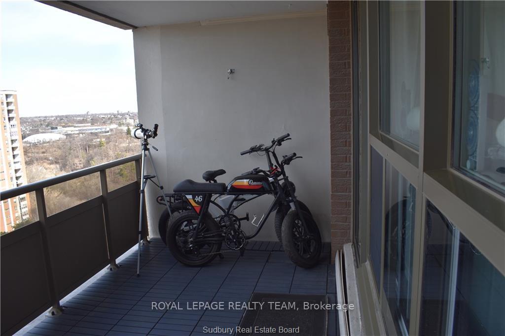 Photo 17 of Unit 1510, 15 Vicora Linkway, Toronto, Flemingdon Park — HOMEH