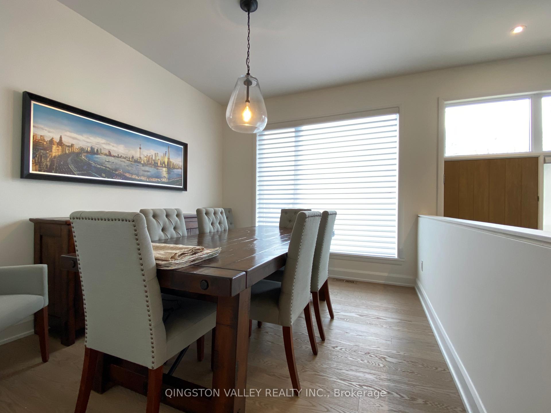 Photo 5 of 522 Edison Avenue, Ottawa, McKellar/Highland — HOMEH