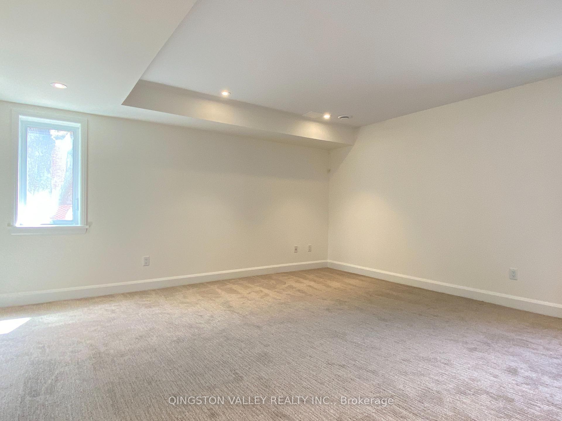 Photo 28 of 522 Edison Avenue, Ottawa, McKellar/Highland — HOMEH