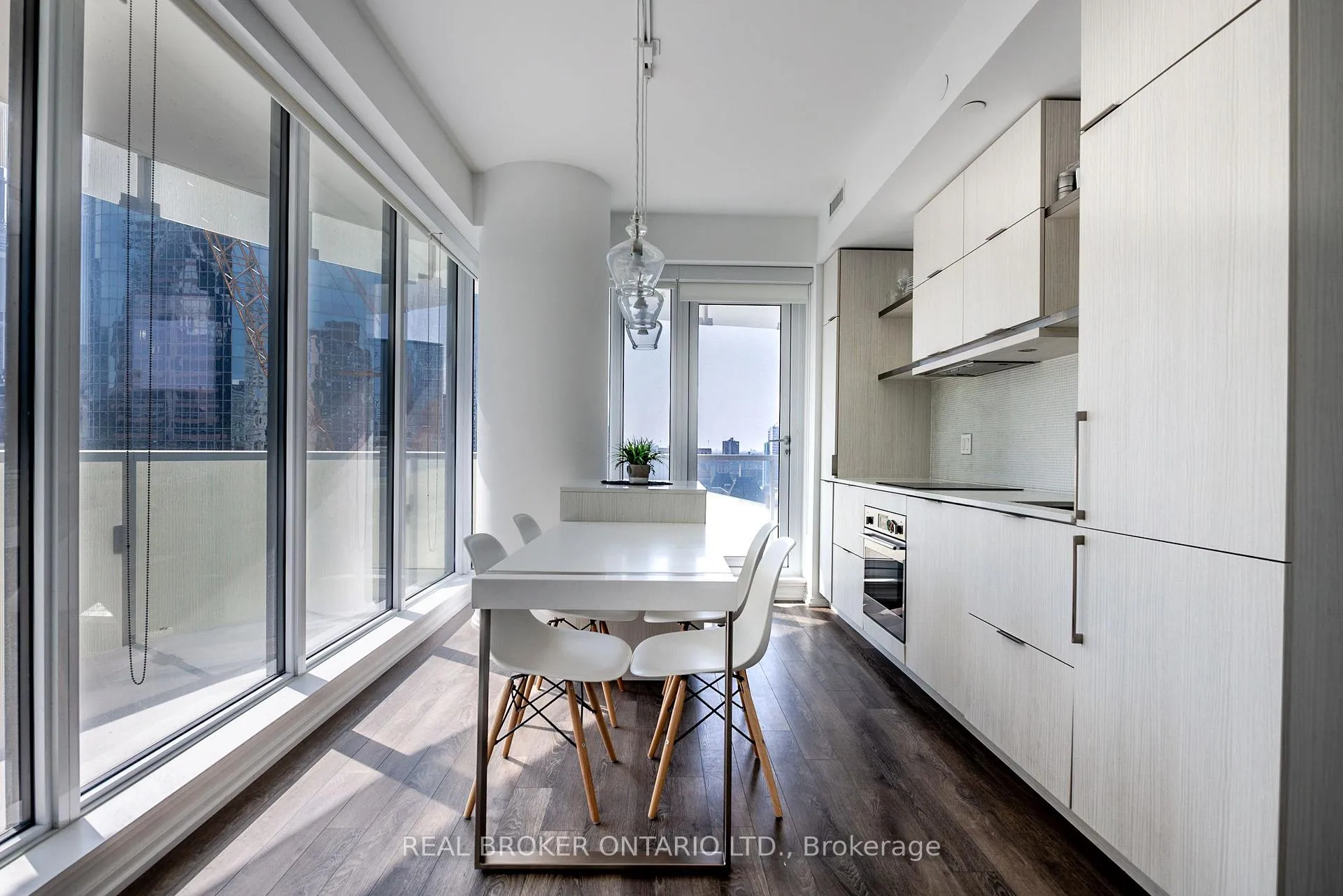 Photo 2 of Unit 1309, 197 Yonge Street, Toronto, Church-Yonge Corridor — HOMEH