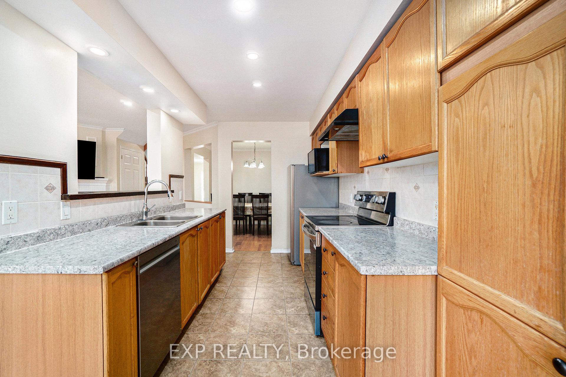 Photo 13 of 77 Palmadeo Drive, Ottawa, Barrhaven - Longfields — HOMEH