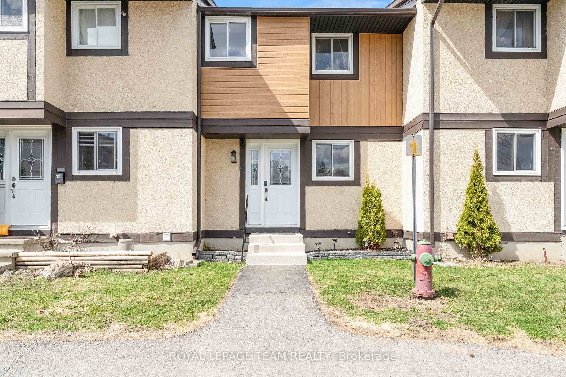 Photo 2 of Unit 66, 3344 Uplands Drive, Ottawa, Hunt Club — HOMEH