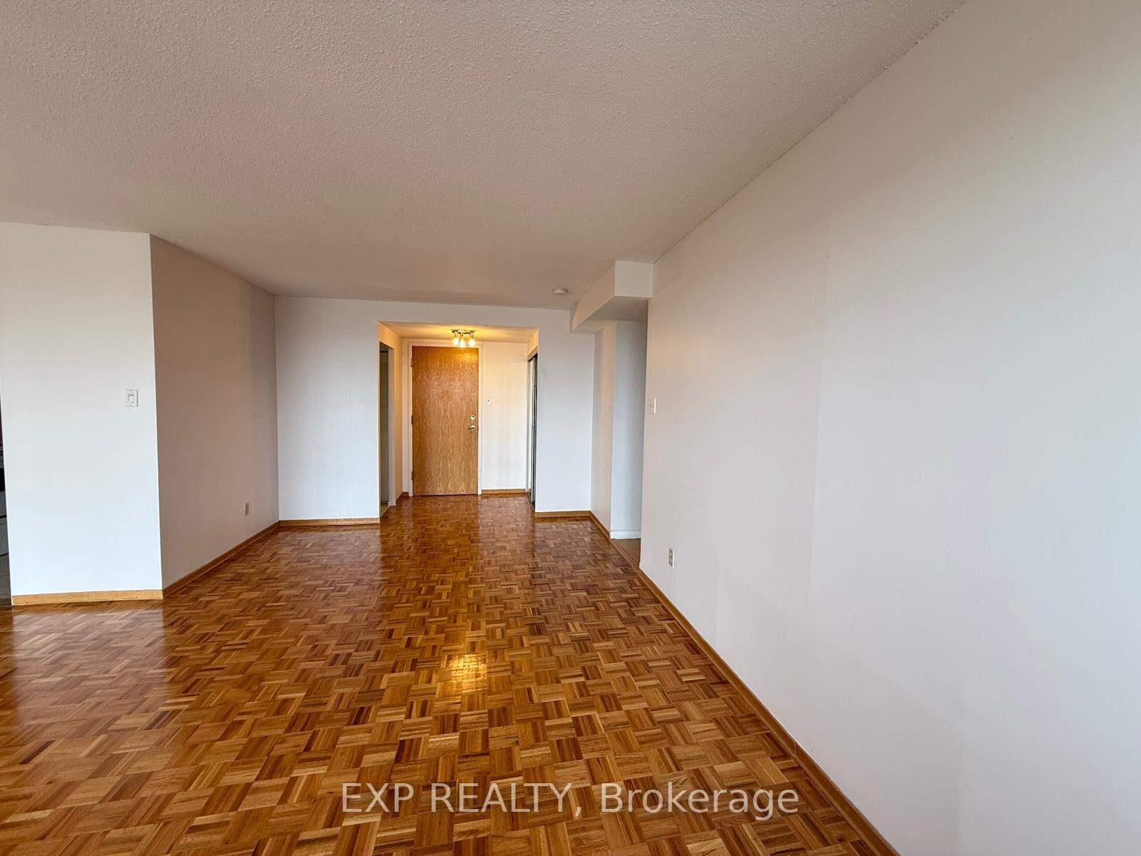 Photo 6 of Unit 1501, 2760 Carousel Crescent, Ottawa, Emerald Woods/Sawmill Creek — HOMEH