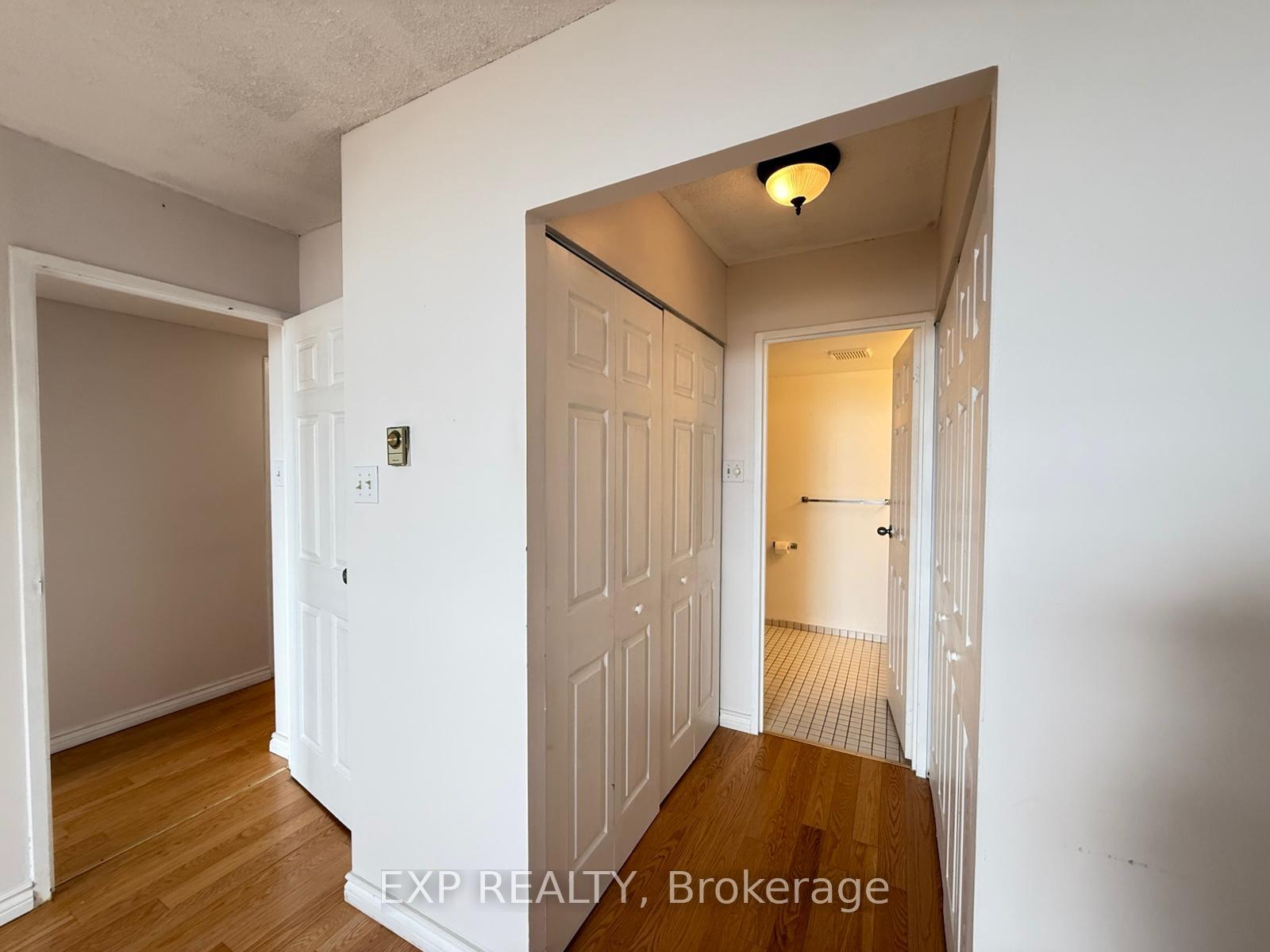 Photo 20 of Unit 1501, 2760 Carousel Crescent, Ottawa, Emerald Woods/Sawmill Creek — HOMEH