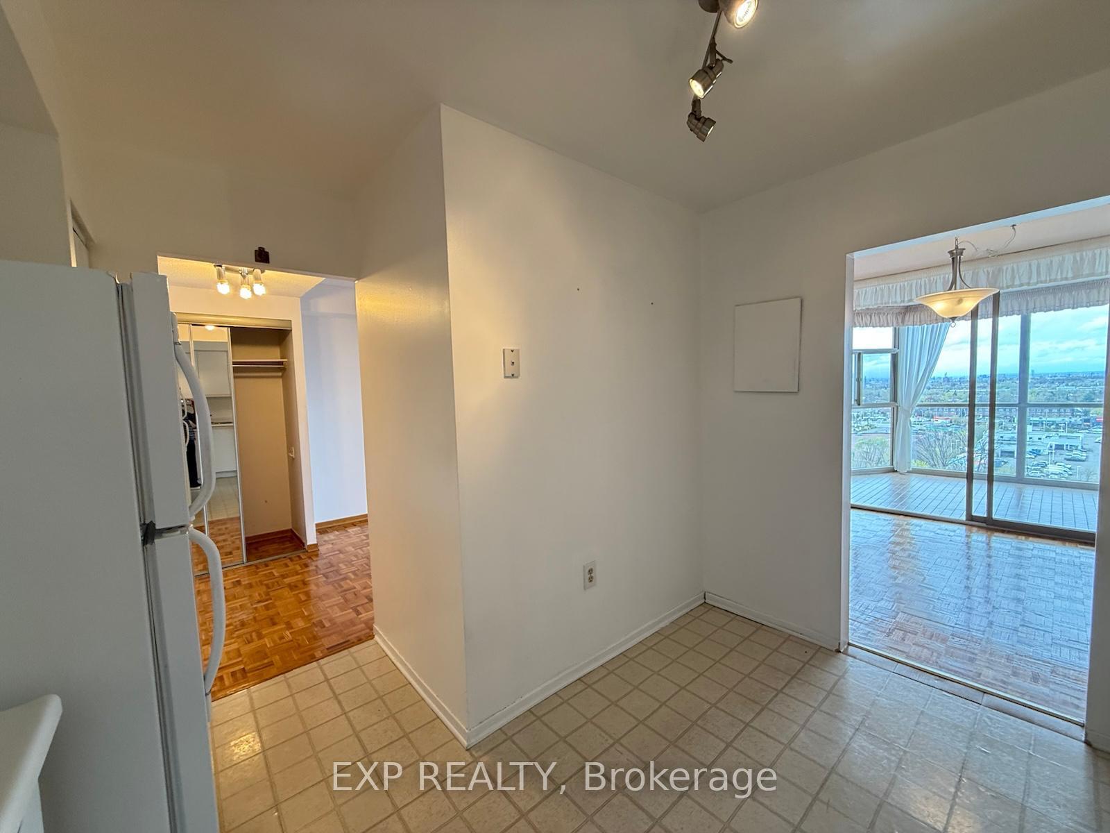 Photo 35 of Unit 1501, 2760 Carousel Crescent, Ottawa, Emerald Woods/Sawmill Creek — HOMEH