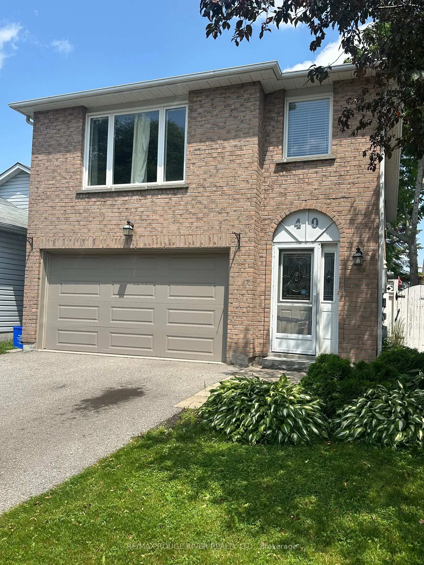 Front of Unit Main Floor, 40 Farncomb Crescent