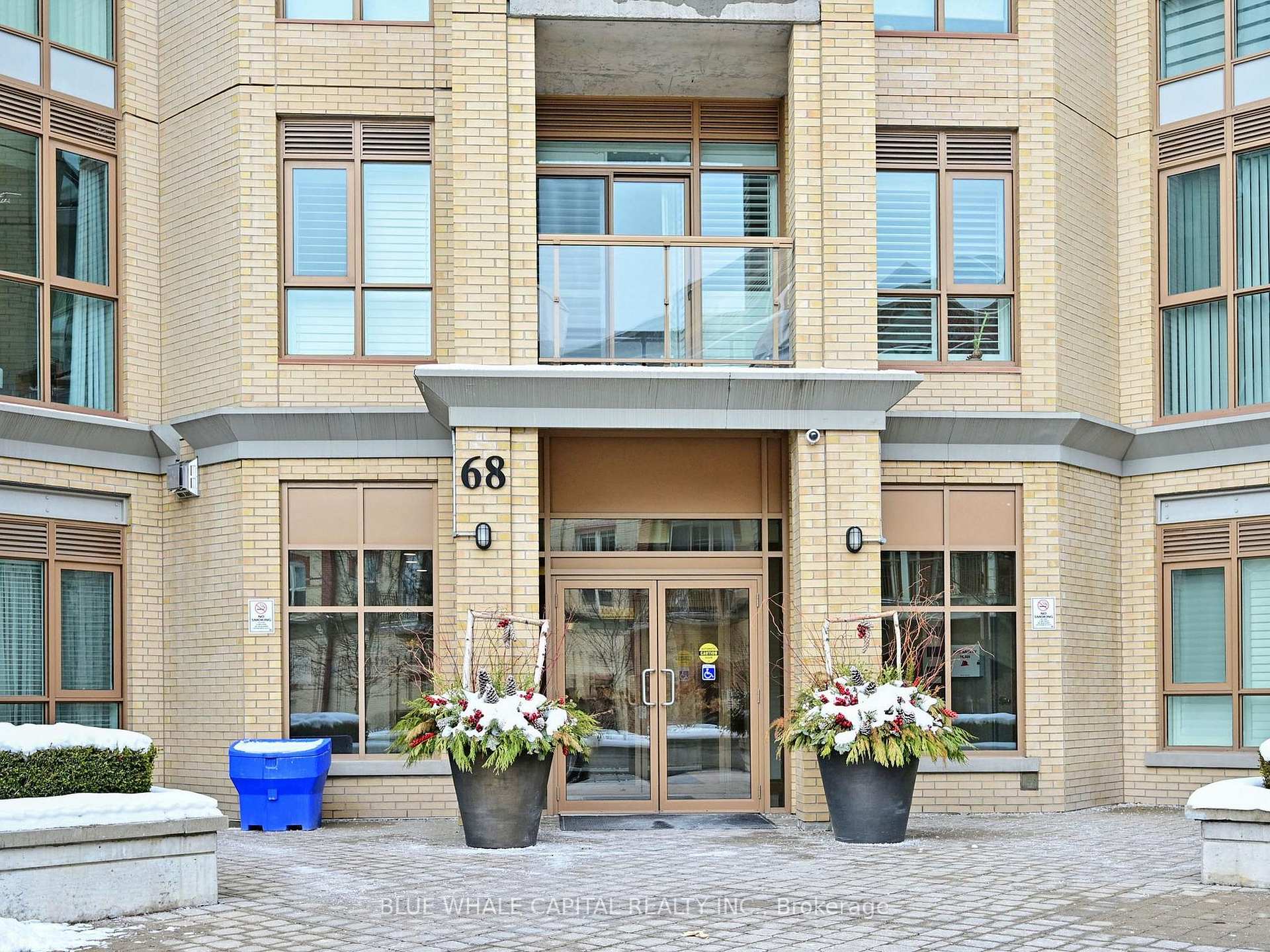 Front of Unit 426, 68 Main Street N