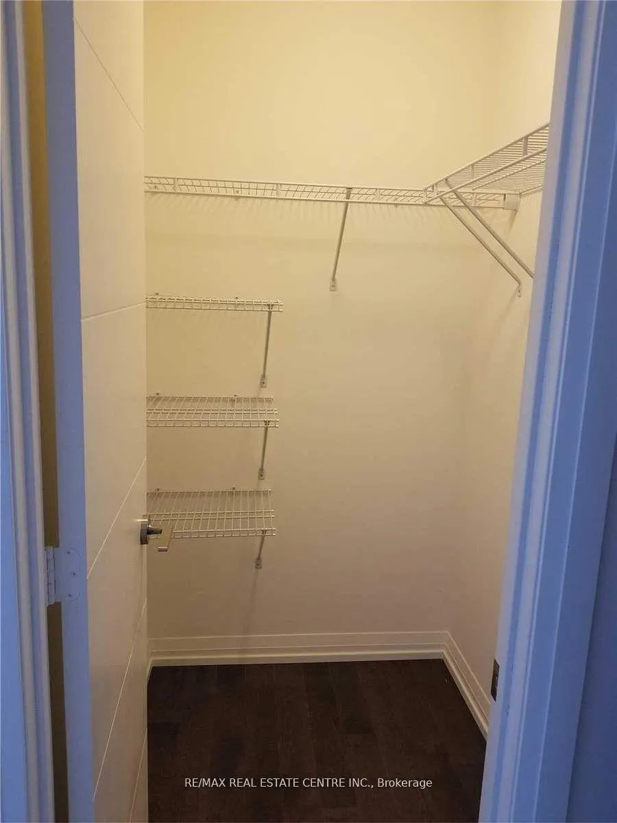 Photo 9 of Unit 2022, 460 Adelaide Street, Toronto, Moss Park — HOMEH
