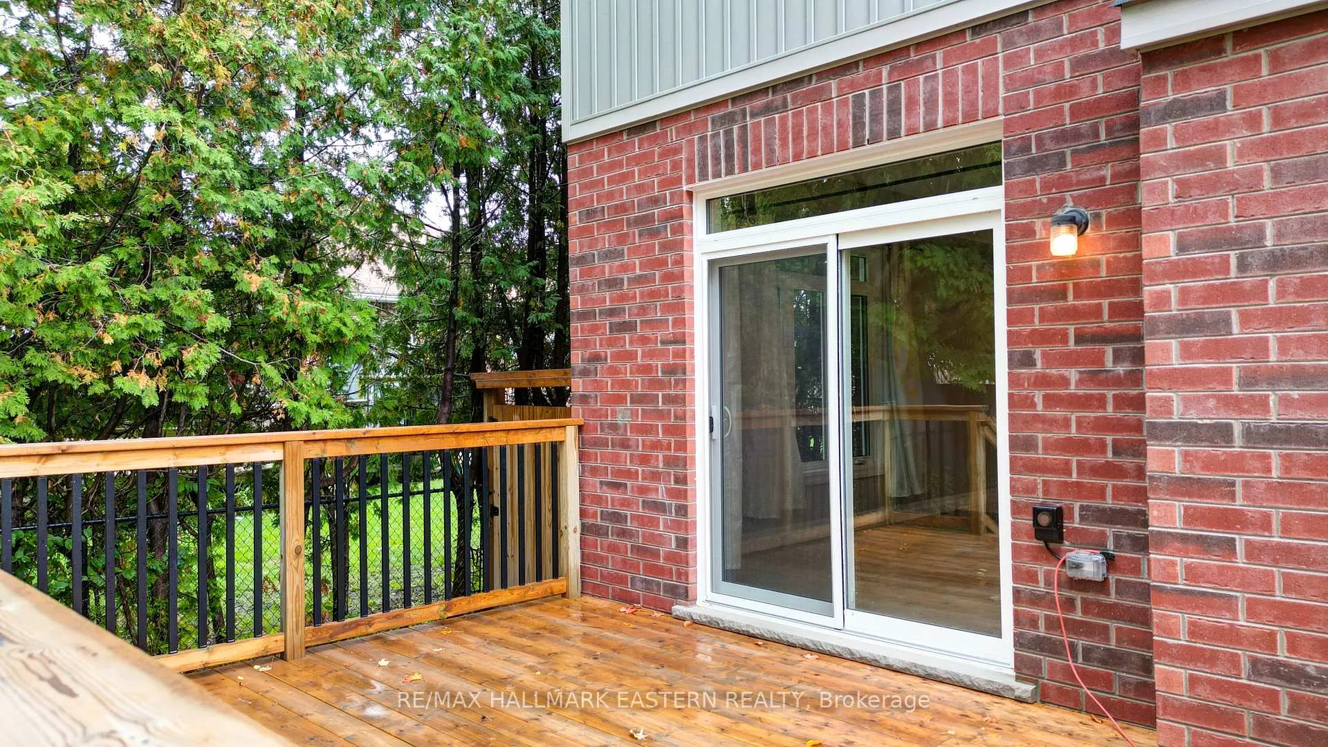 Photo 36 of 18 Durham Street, Clarington, Bowmanville — HOMEH