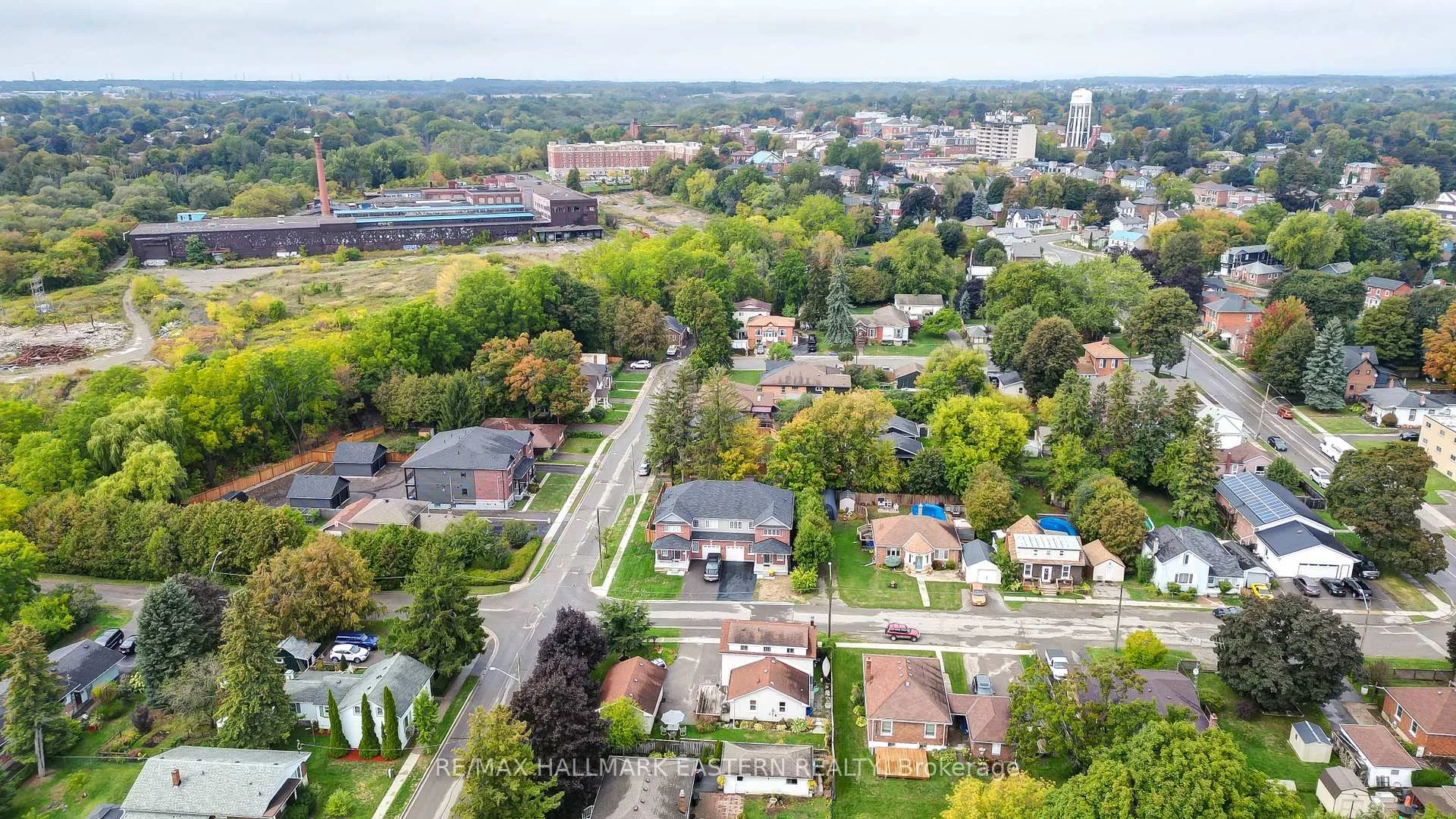 Photo 45 of 18 Durham Street, Clarington, Bowmanville — HOMEH