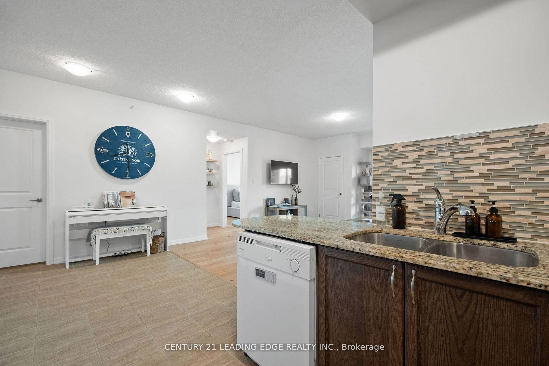 Photo 6 of Unit 410, 302 Essa Road, Barrie, Ardagh — HOMEH