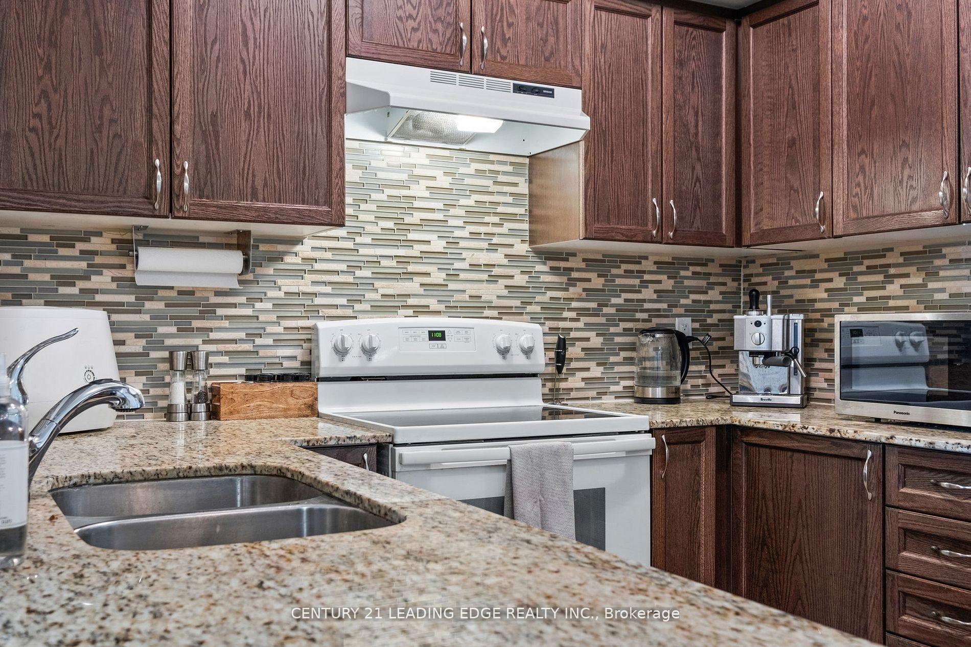 Photo 13 of Unit 410, 302 Essa Road, Barrie, Ardagh — HOMEH