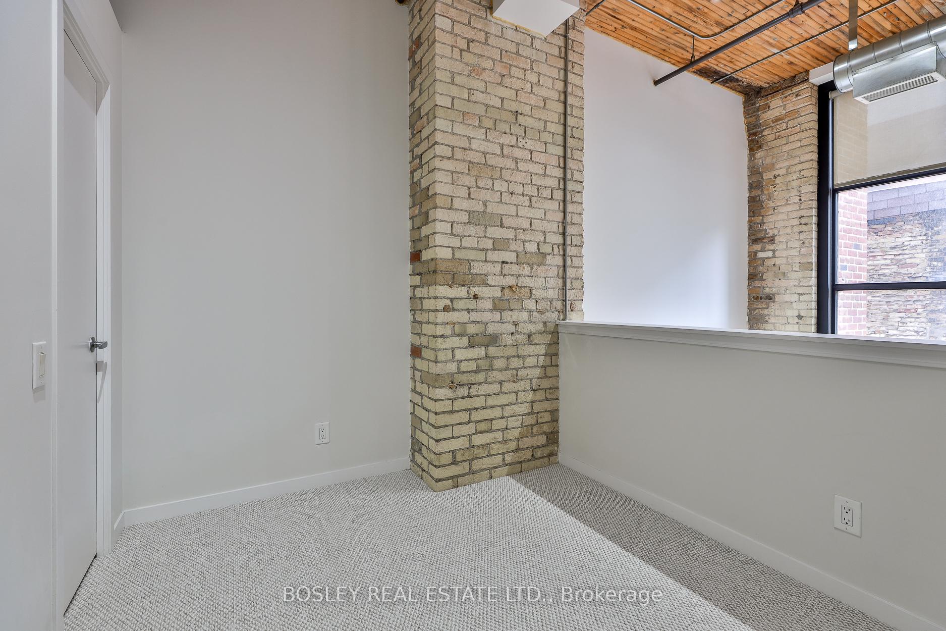Photo 10 of Unit 202, 736 Dundas Street E, Toronto, Regent Park — HOMEH