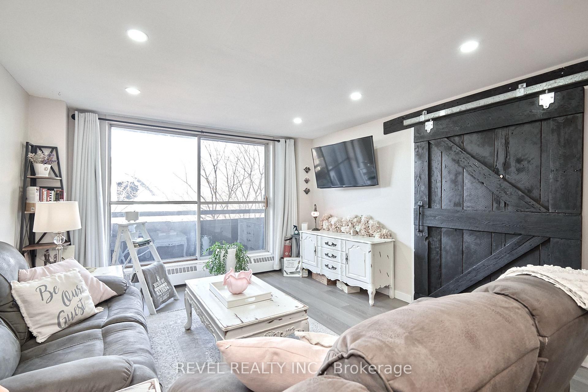 Photo 1 of Unit 31, 2 Albert Street, Barrie, North Shore — HOMEH