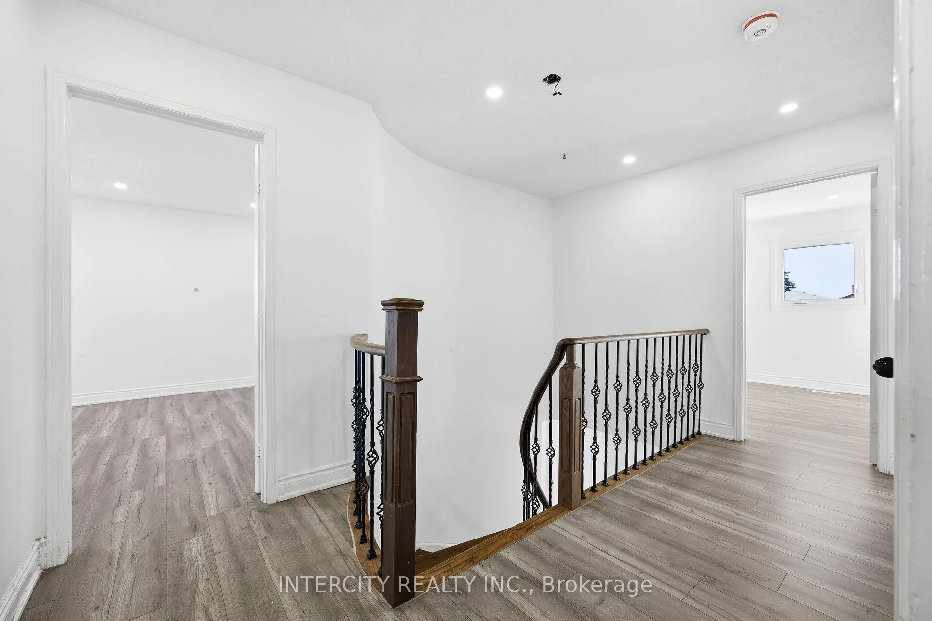 Photo 18 of 45 Merganser Crescent, Brampton, Fletcher's Creek South — HOMEH