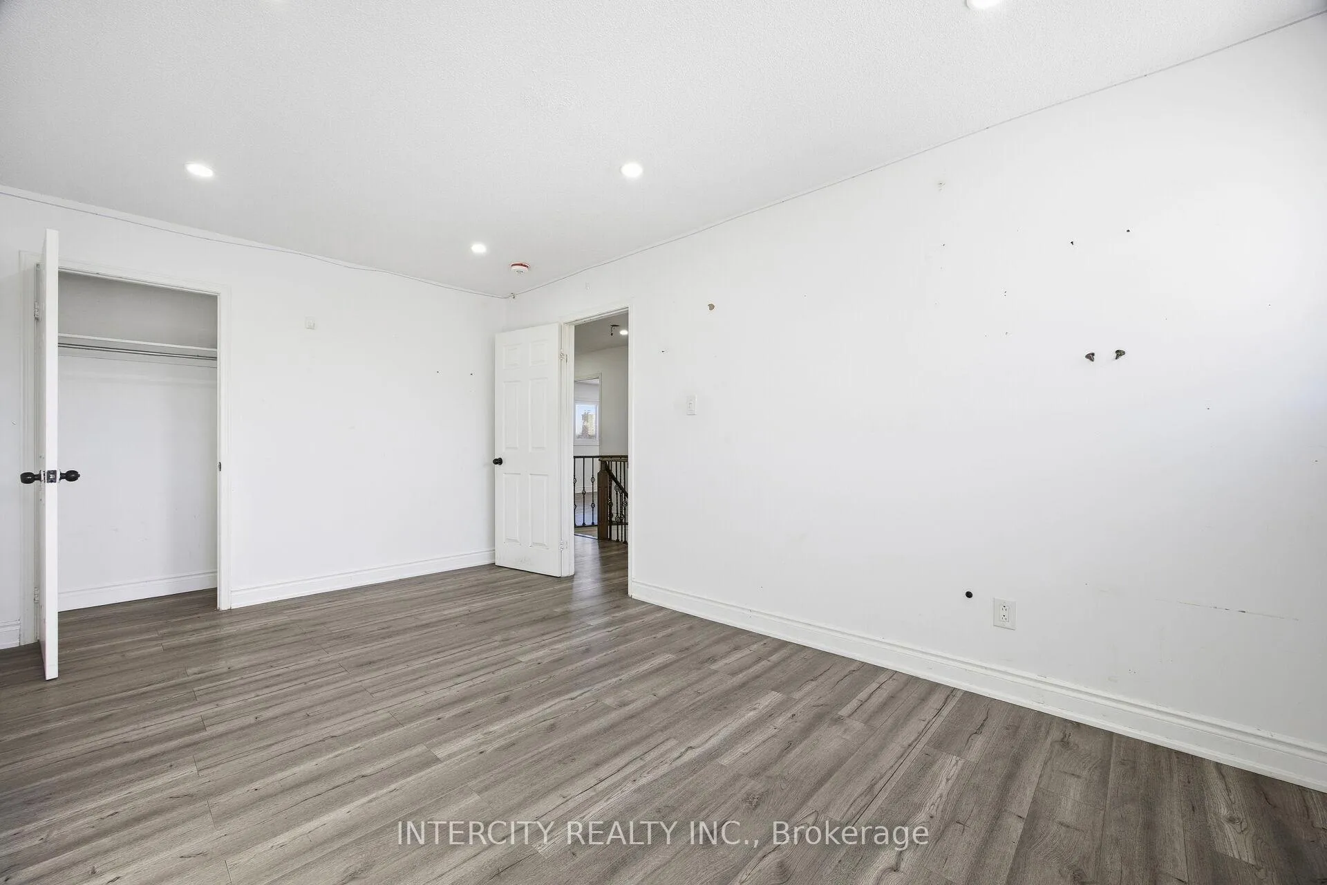 Photo 30 of 45 Merganser Crescent, Brampton, Fletcher's Creek South — HOMEH