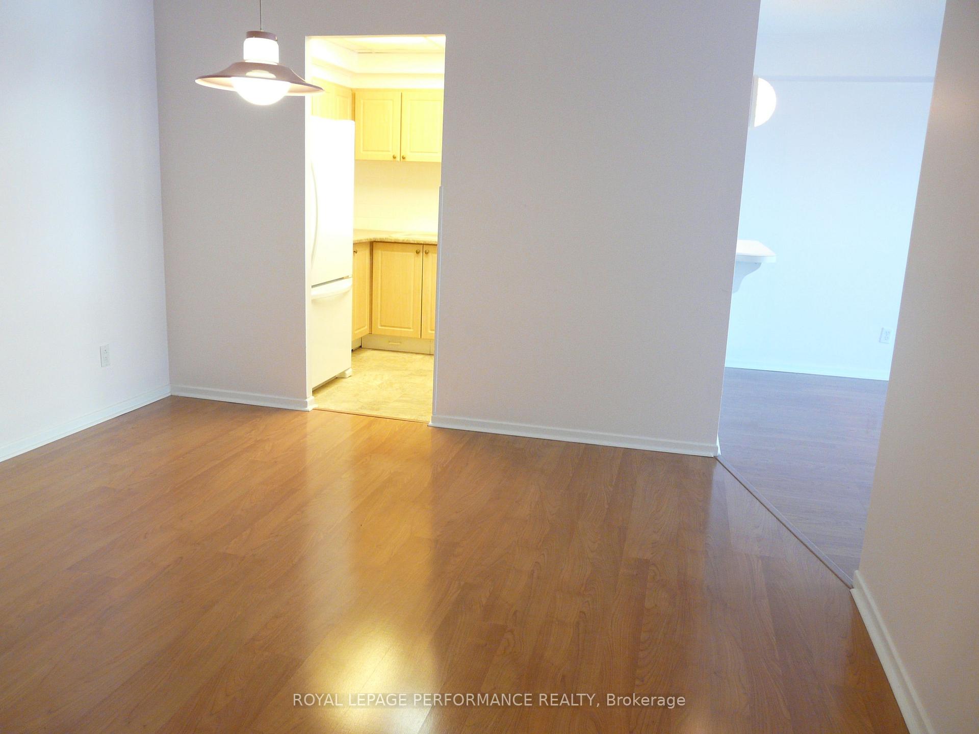 Photo 10 of Unit 1505, 158C Mcarthur Avenue, Ottawa, Vanier — HOMEH