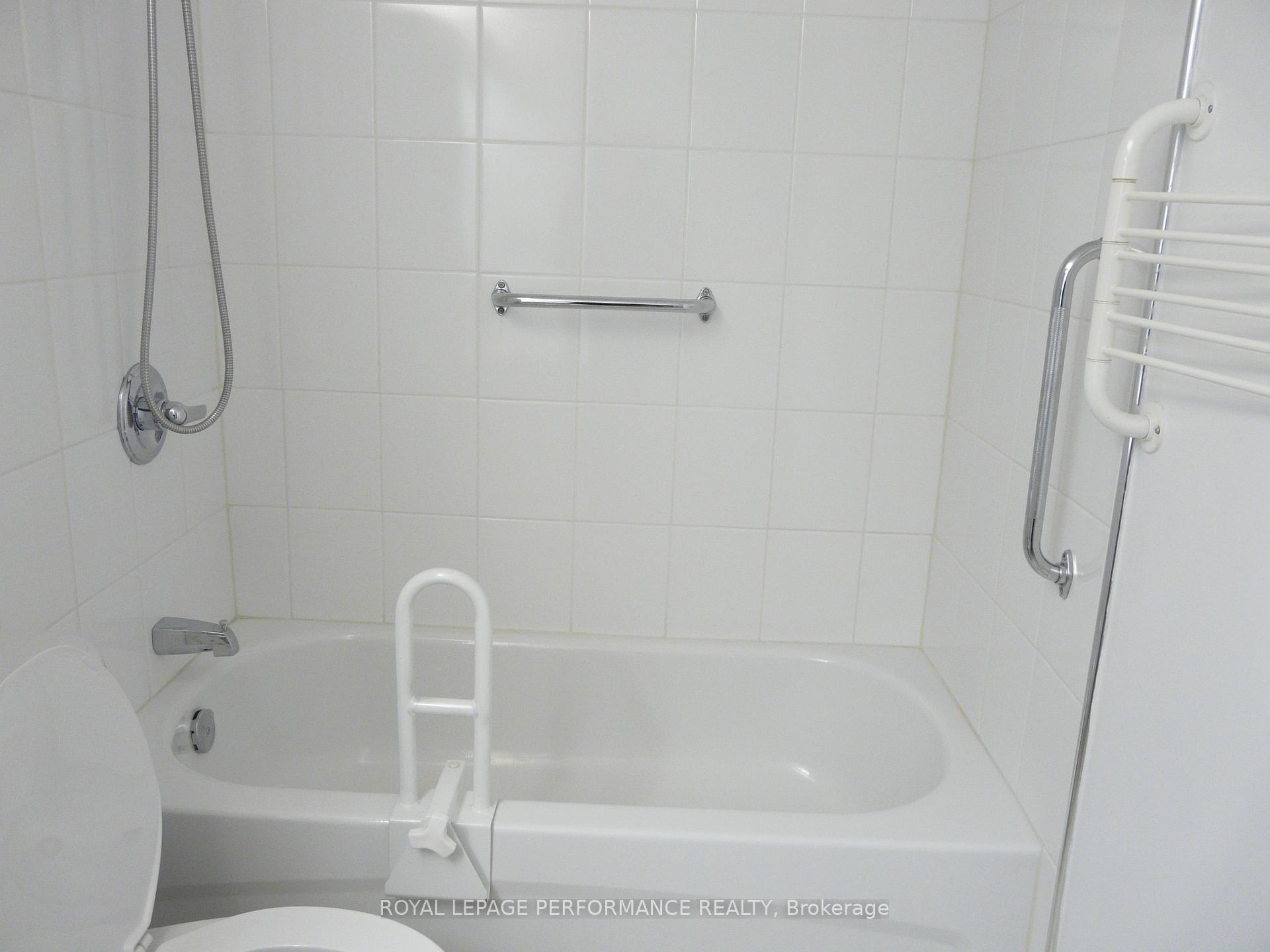 Photo 13 of Unit 1505, 158C Mcarthur Avenue, Ottawa, Vanier — HOMEH