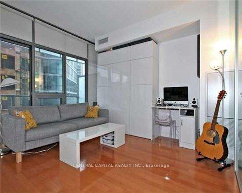Photo 2 of Unit 711, 33 Charles Street E, Toronto, Church-Yonge Corridor — HOMEH