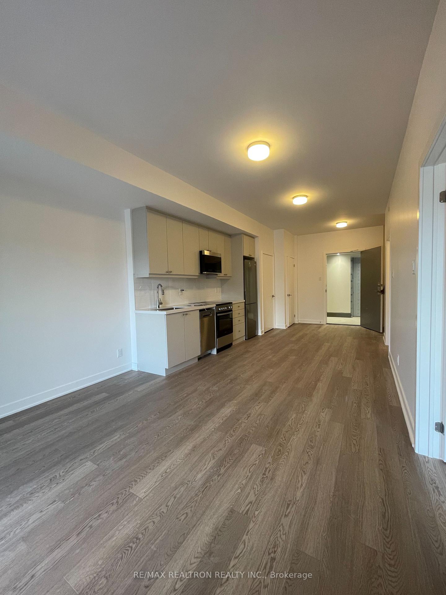 Photo 4 of 55, Unit #304 Clarington Boulevard, Clarington, Bowmanville — HOMEH