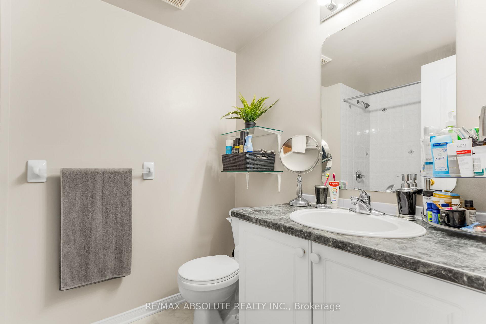 Photo 17 of 78 Lakepointe Drive, Ottawa, Avalon East — HOMEH