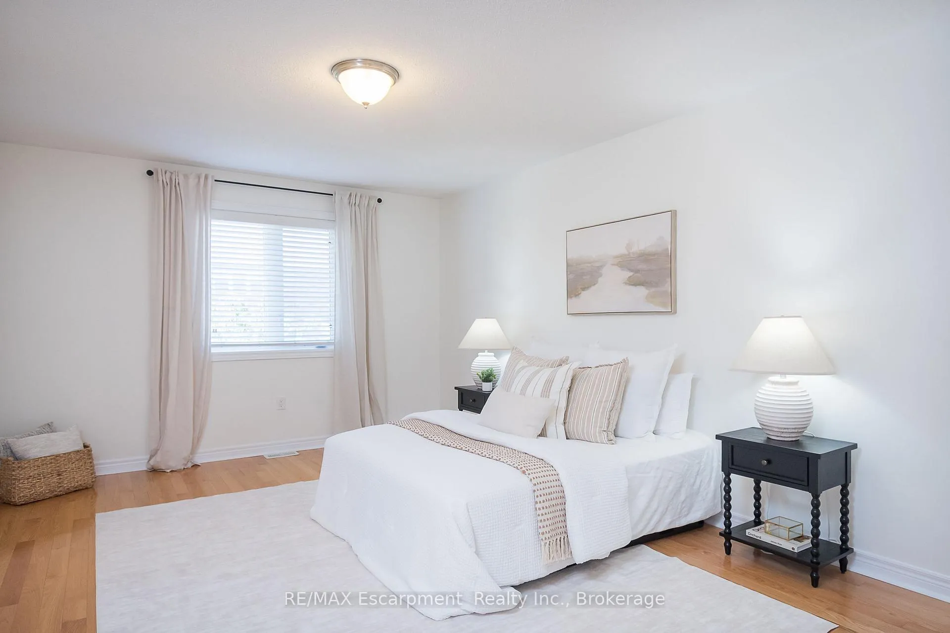 Photo 21 of 10 Cedarcrest Street, Caledon, Rural Caledon — HOMEH
