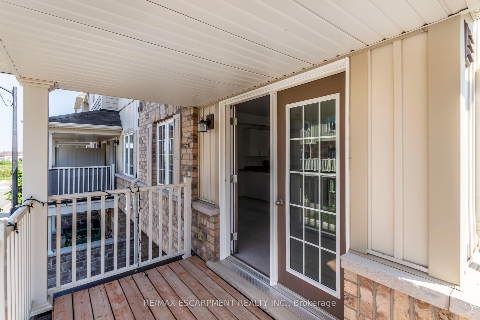 Photo 20 of Unit 27, 88 Decorso Drive, Guelph, Kortright East — HOMEH