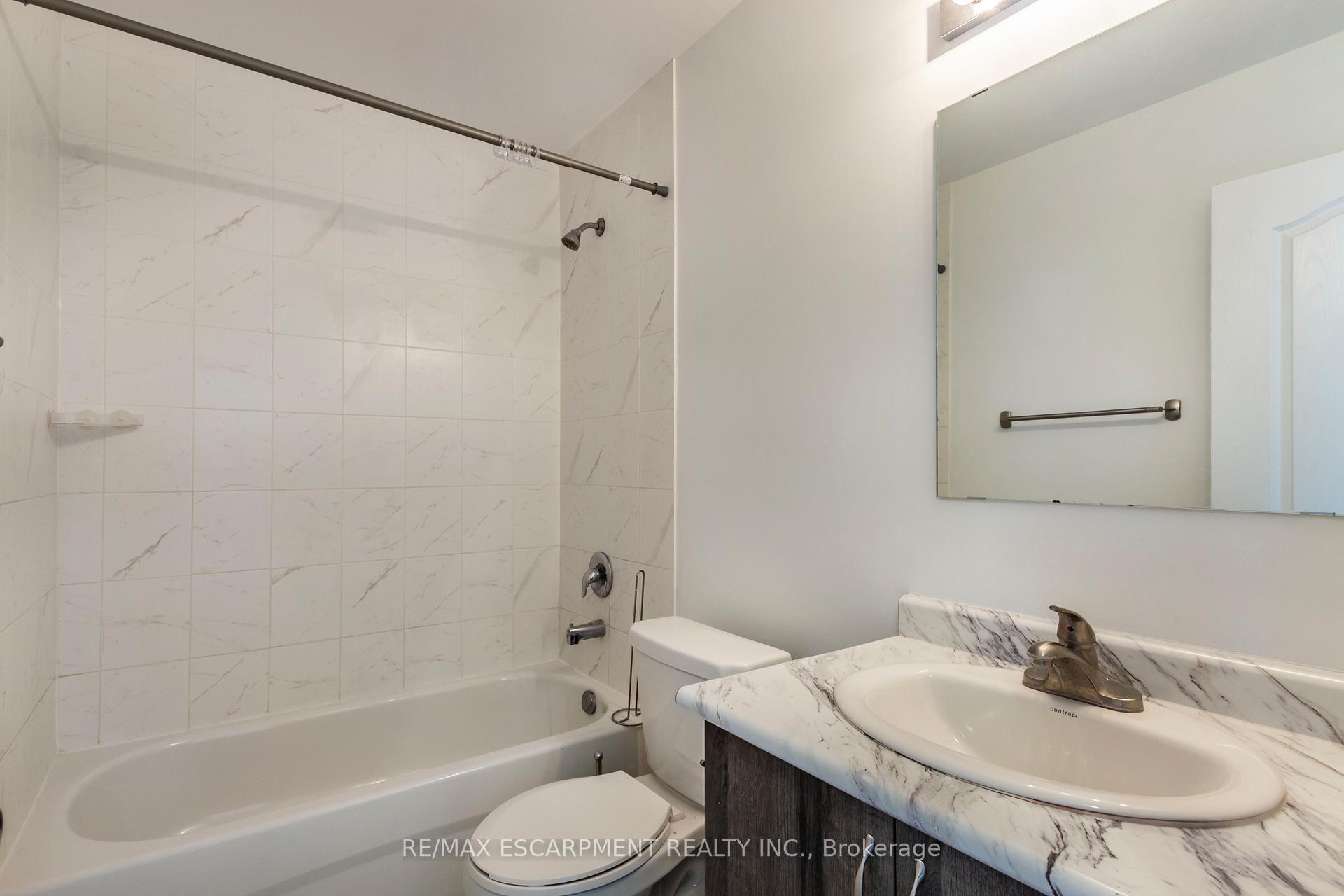 Photo 30 of Unit 27, 88 Decorso Drive, Guelph, Kortright East — HOMEH
