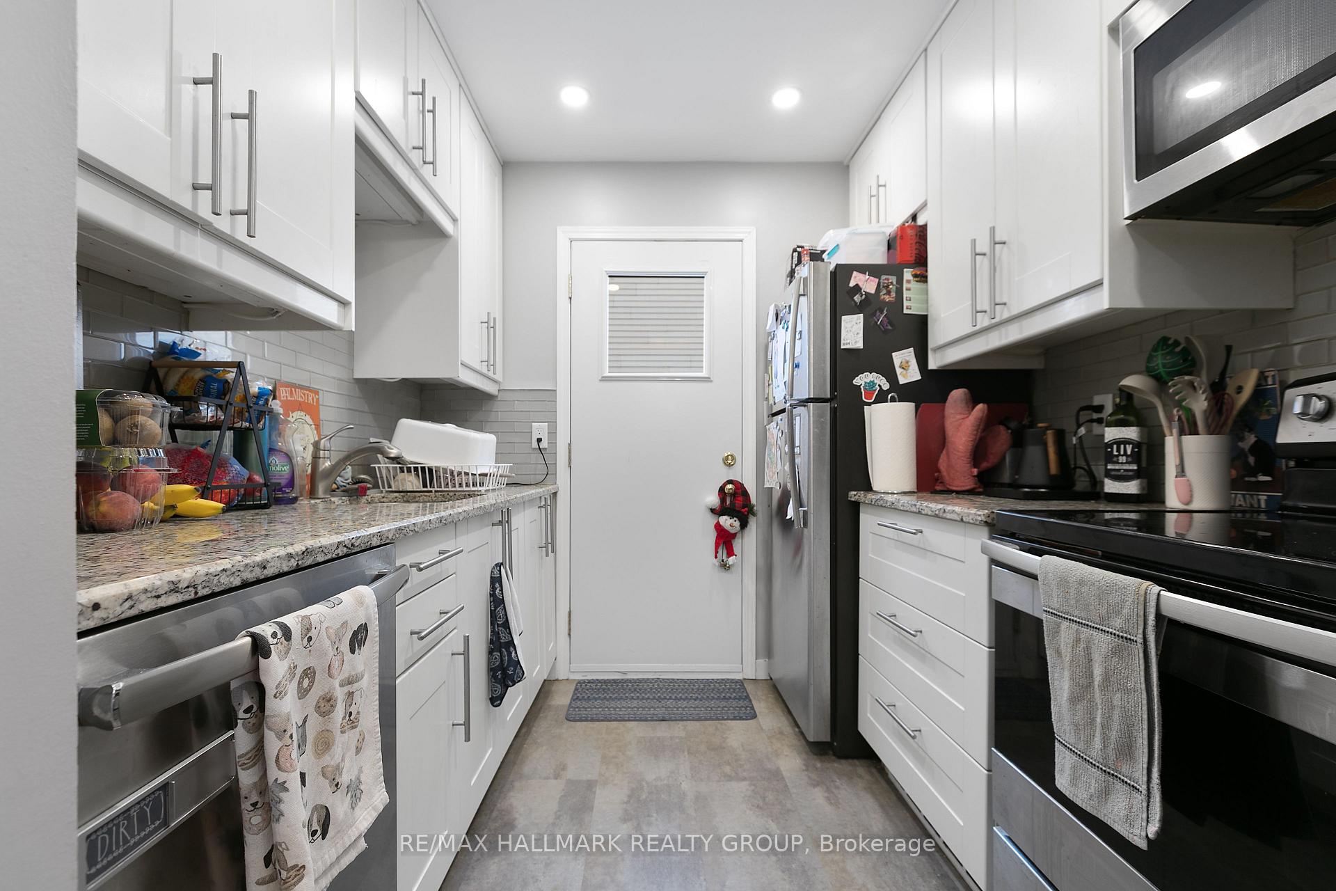 Photo 10 of 79 Pixley, Ottawa, Riverview Park — HOMEH