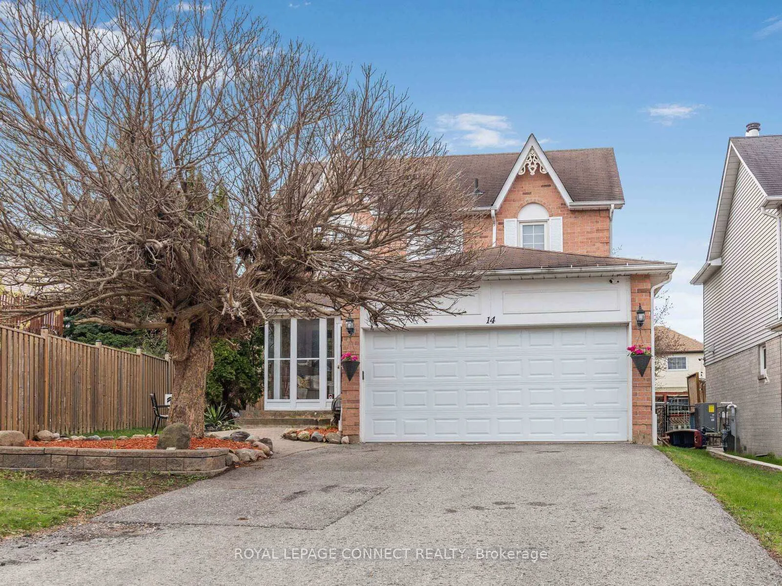 Front of 14 Coomer Crescent