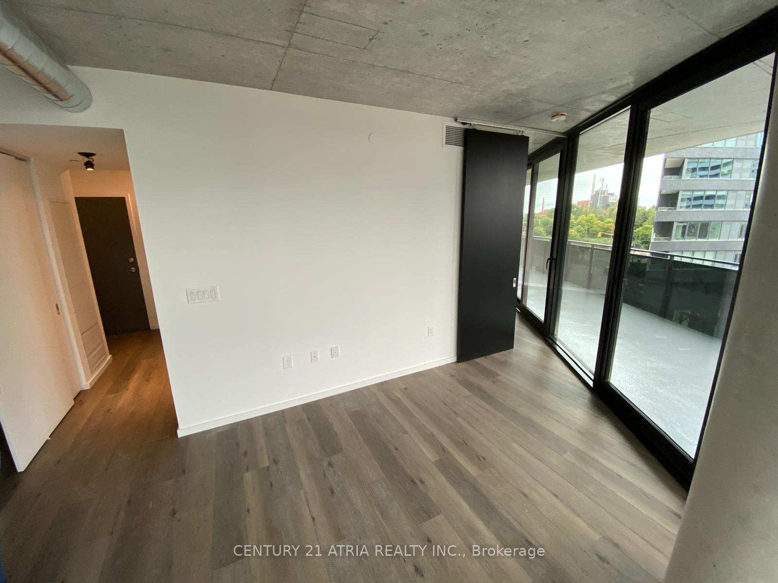 Photo 19 of Unit 404, 21 Lawren Harris Square, Toronto, Waterfront Communities — HOMEH