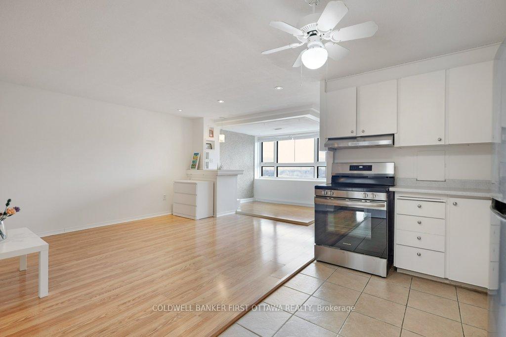 Photo 10 of Unit 910, 1356 Meadowlands Drive E, Ottawa, Borden Farm/Stewart Farm/Carleton Heights/Parkwood Hills — HOMEH