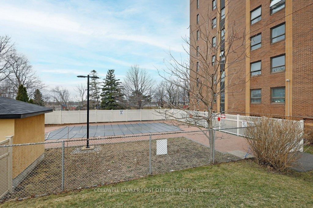 Photo 25 of Unit 910, 1356 Meadowlands Drive E, Ottawa, Borden Farm/Stewart Farm/Carleton Heights/Parkwood Hills — HOMEH