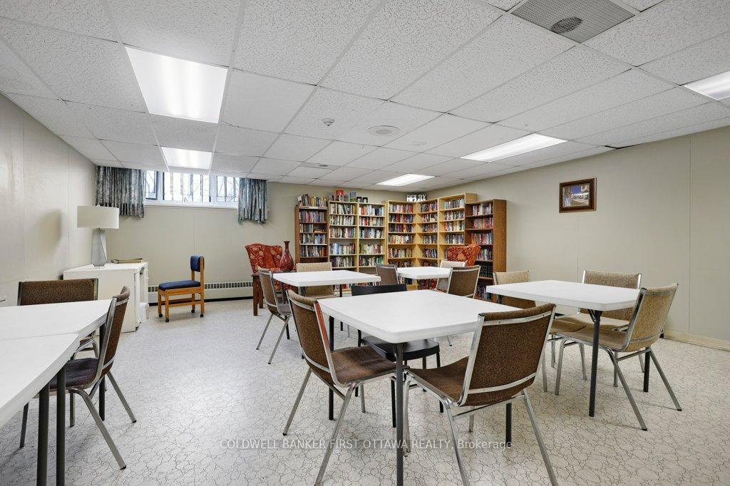 Photo 29 of Unit 910, 1356 Meadowlands Drive E, Ottawa, Borden Farm/Stewart Farm/Carleton Heights/Parkwood Hills — HOMEH