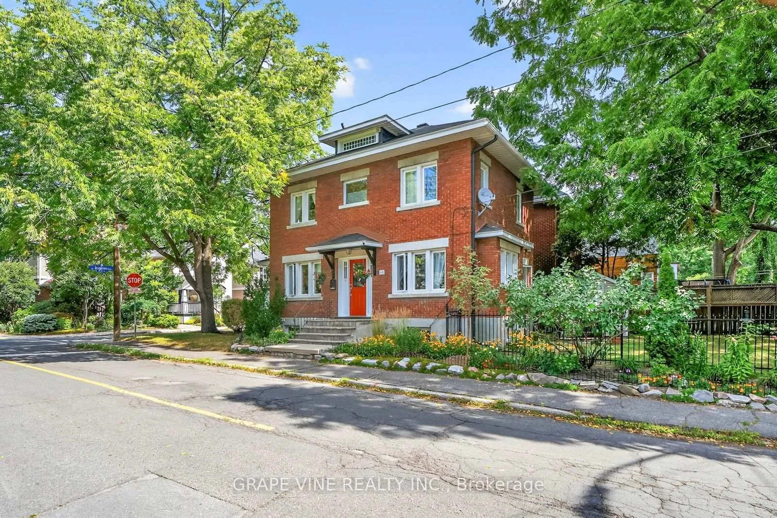 Photo 2 of 65 Bristol Avenue, Ottawa, Old Ottawa South/Rideau Gardens — HOMEH