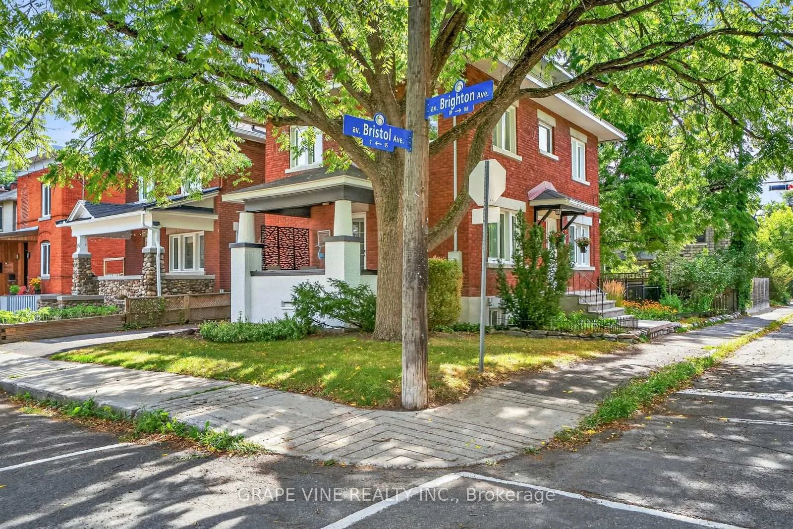 Photo 3 of 65 Bristol Avenue, Ottawa, Old Ottawa South/Rideau Gardens — HOMEH