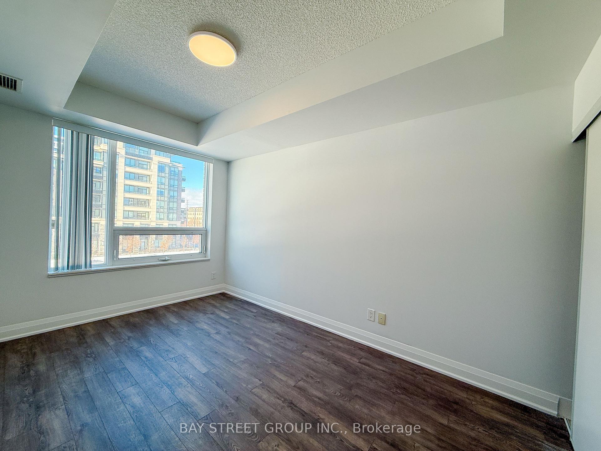 Photo 9 of Unit 306, 28 Uptown Drive, Markham, Unionville — HOMEH